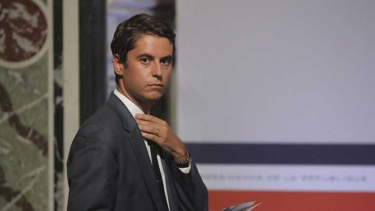 Прем’єр Франції Габріель Атталь йде у відставку