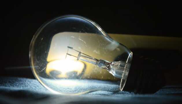 "Укренерго" скасувало у липні дні без відключень світла