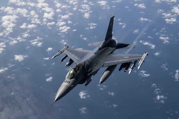    6  F-16