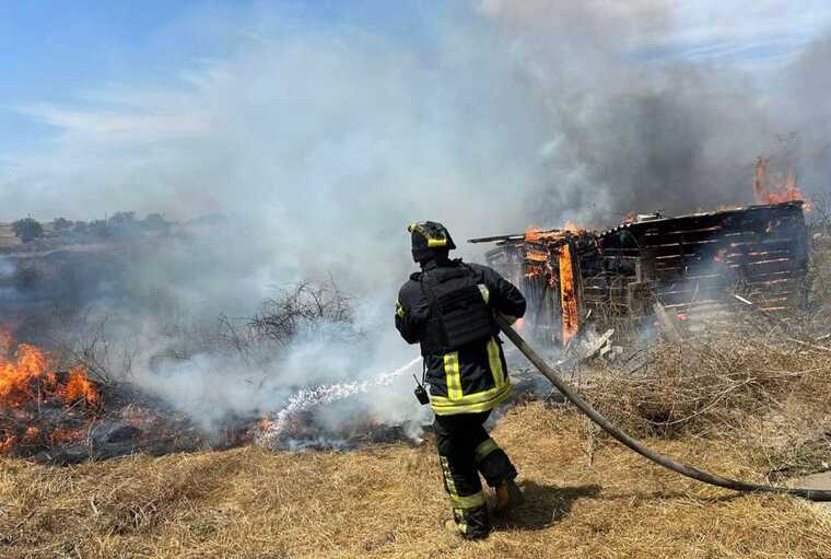 Загарбники вранці скинули вибухівку на рятувальників на Херсонщині, – ДСНС