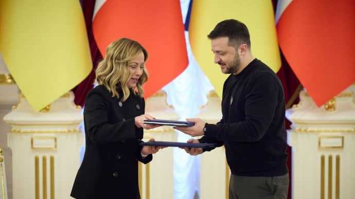 Зеленский вручил Мелони орден Свободы