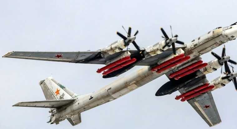 Експерт повідомив нові деталі ударів окупантів: застарілі Ту-95 та достатня кількість Х-101