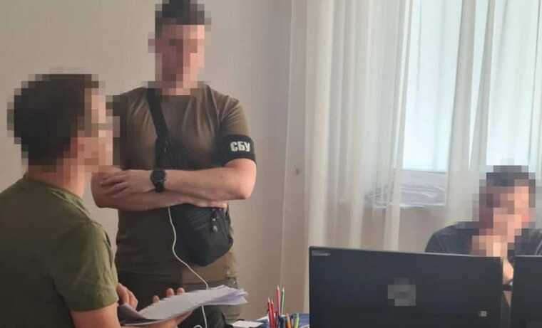 SSU detained one of the main tax officers in Kyiv for taking a bribe