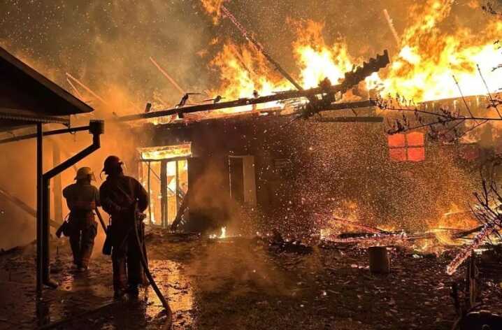 Через аномальне підвищення температури Грецію охопили смертельні пожежі