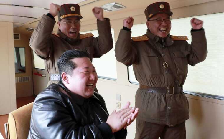 “Вітязі” Кім Чен Ина в степах України