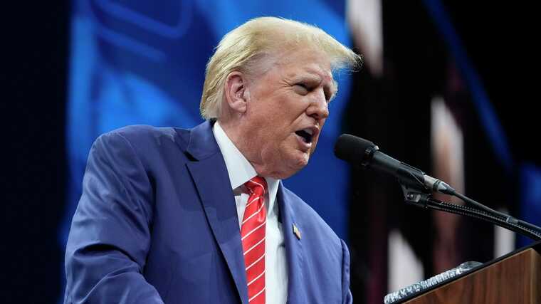 Мы не будем бояться и останемся непоколебимыми перед лицом зла, - Трамп