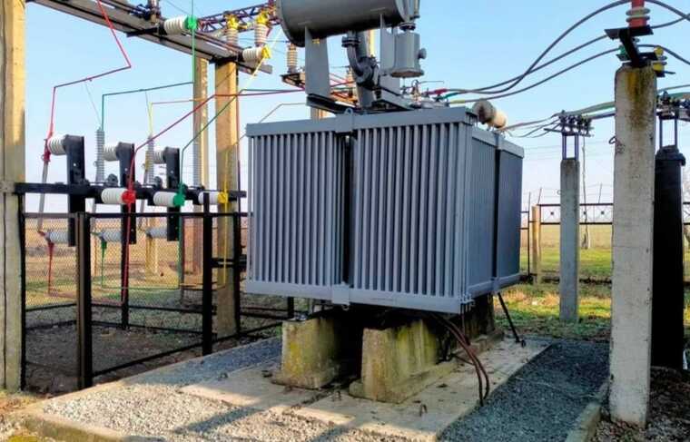 Police officer sets fire to two transformers in Cherkasy region