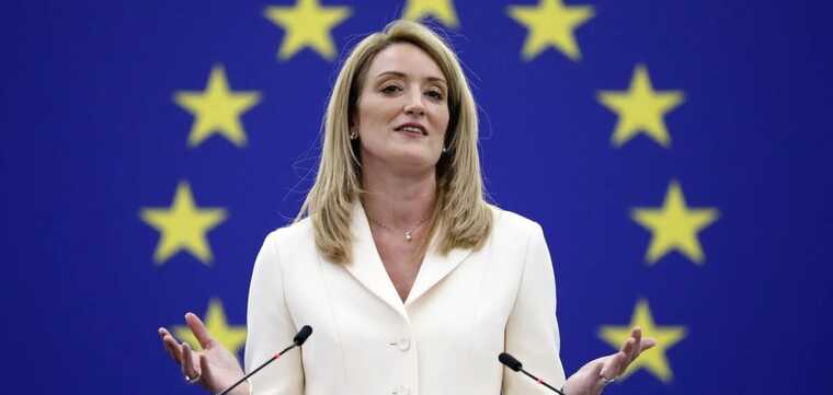 Роберту Мецолу переобрали головою Європарламенту