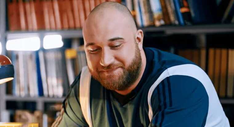 З джерел стало відомо, коли насправді актор Ханумак виїхав з країни