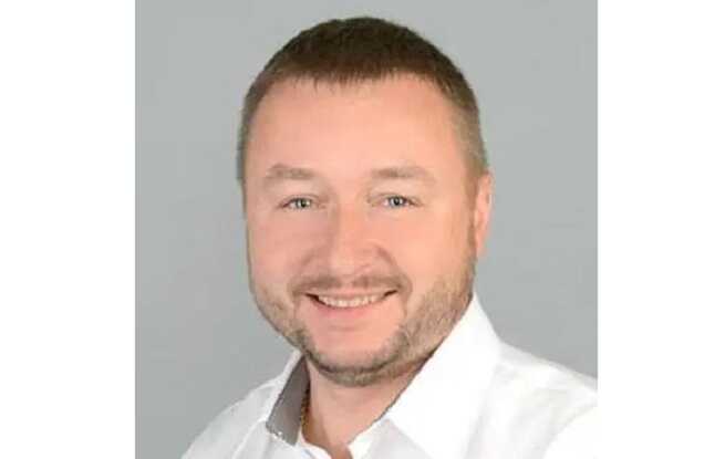 Kyiv City Council deputy Serhiy Potryasayev keeps millions in cash while hiding luxury real estate