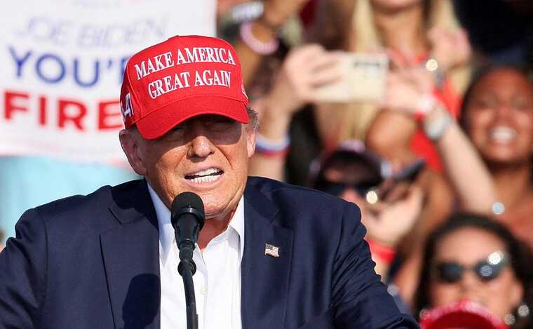 NYT: Команда Трампа готує кампанію проти Камали Гарріс