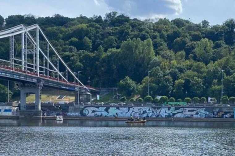 У КМДА заявили про необхідність чесного розслідування трагедії на атракціоні через Дніпро