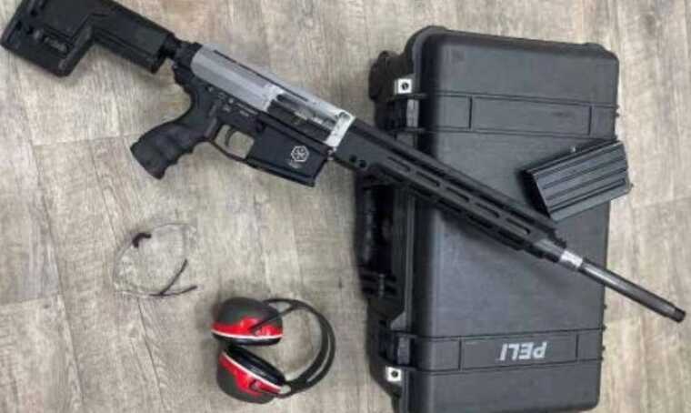 У Франції зброярі придумали гібридну гвинтівку FUSHYB