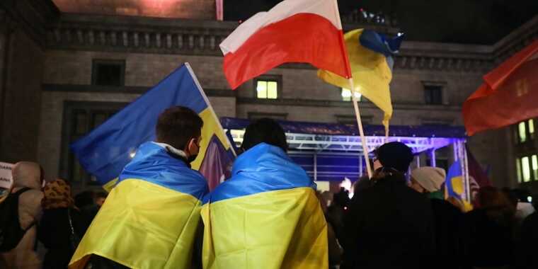 ЗМІ розповіли, чому українці планують переїзд до іншої країни