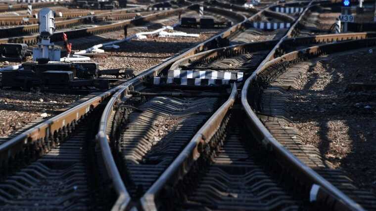 The invaders completed the construction of the railway in occupied Mariupol