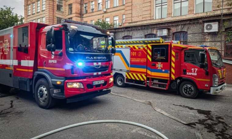 У Харкові в гуртожитку біотехнологічного університету спалахнула пожежа: евакуювано 10 осіб