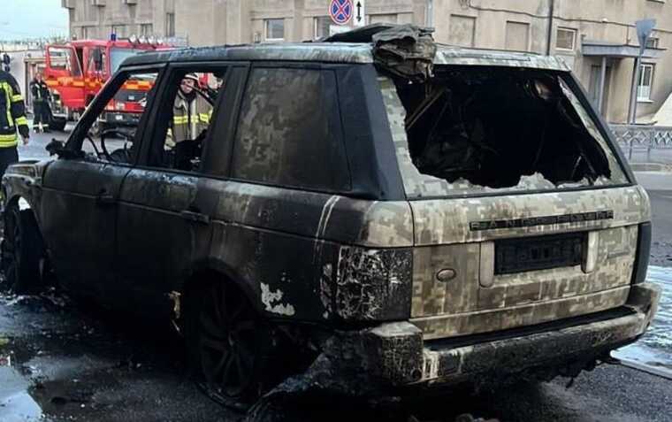 На Харківщині затримали злочинця, який підпалив Range Rover, що належав військовому