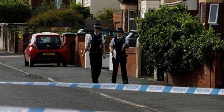 В Англії після вбивства трьох дівчаток спалахнули жорсткі сутички