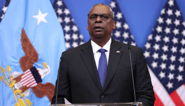 Повномасштабна війна на Близькому Сході не є неминучою, - міністр оборони США