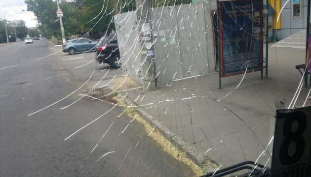 В Херсоне вражеские дроны атаковали две маршрутки