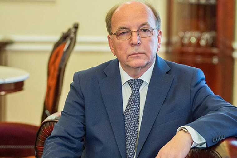 Після обшуків у парламенті Молдова висилає співробітника посольства РФ