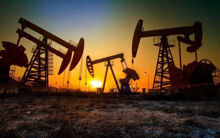 В РФ бурение нефти падает с рекордных показателей