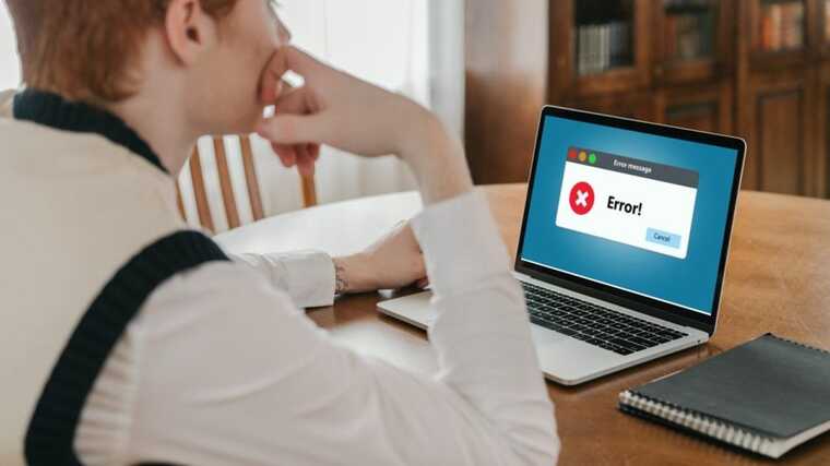 Абитуриенты не смогут подать или изменить свои заявления: ЕГЭБО закрыли