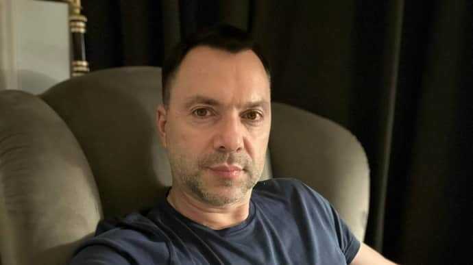 Арестович вважає, що офіційні цифри потоку «ухилянтів» через кордон занижені у 30 разів