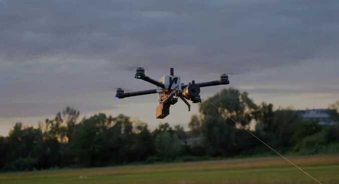 В Україні випробуватимуть новий німецький дрон HCX, який невразливий до засобів РЕБ
