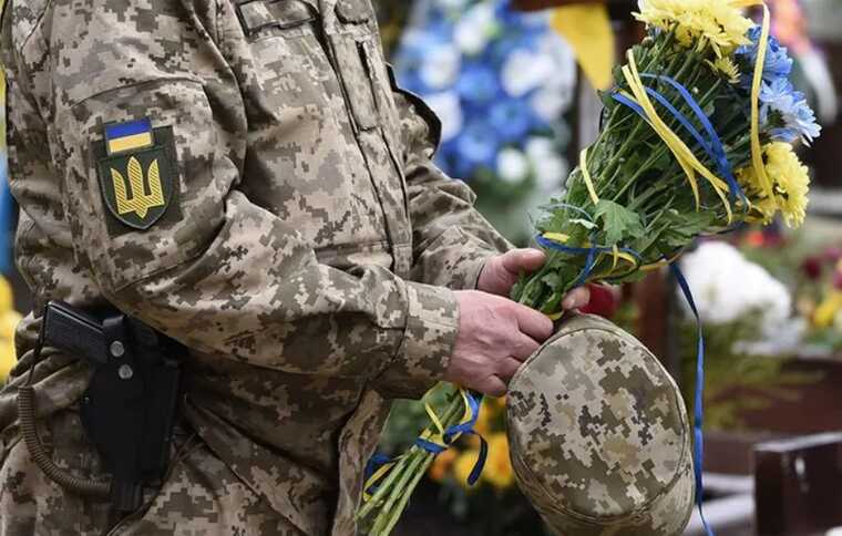 Hero of Ukraine posthumously: what payments and benefits are provided for the relatives of the deceased
