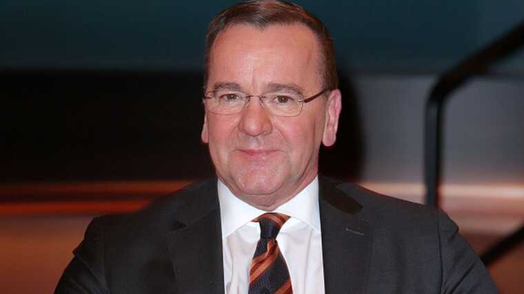 Мы должны увеличить поставки систем ПВО Украине, - Писториус