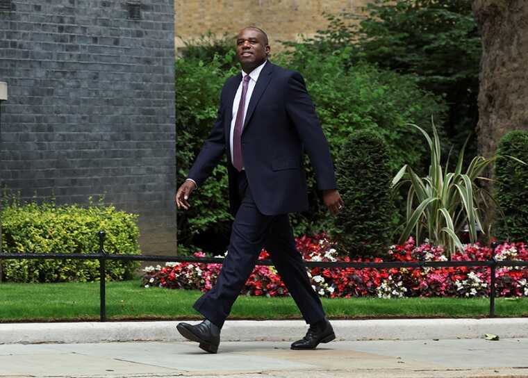 Глава МИД Британии может поехать в Китай для "перезагрузки" отношений, - Bloomberg