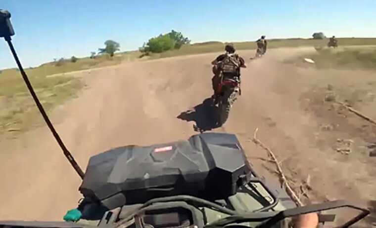 Occupants storm Ukrainian Armed Forces positions on Zhiguli and motorcycles