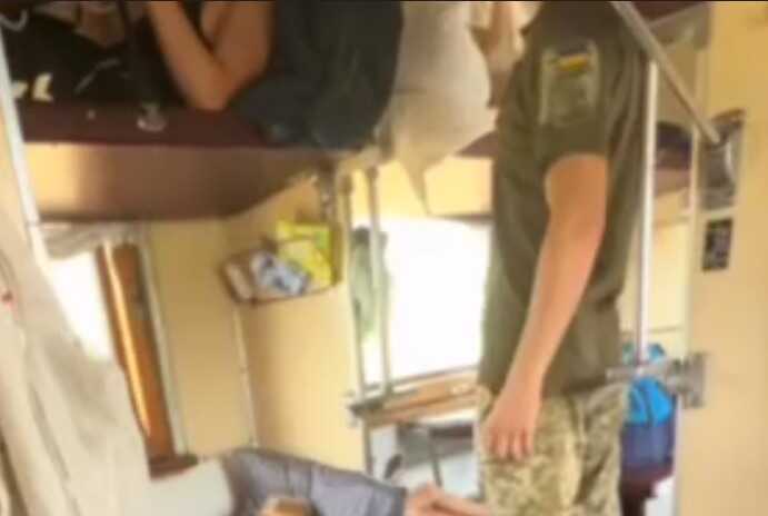 Мобилизация студентов в поезде в Ужгород: в ВСУ опровергли