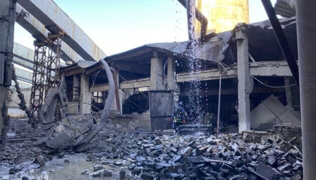 Загарбники вдарили ракетою по інфраструктурному об’єкту в Краматорську