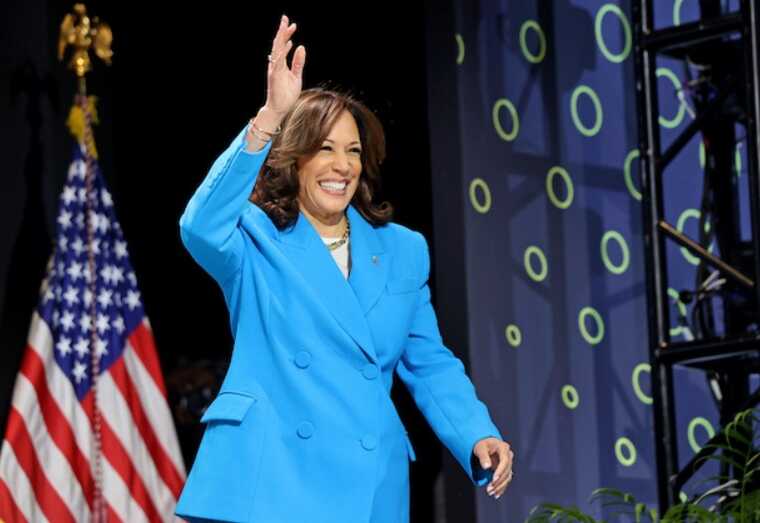 FT: Гарріс випередила Трампа у довірі щодо економіки США