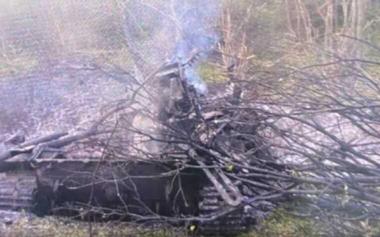 У РФ у Курській області російський вертоліт обстріляв колону окупантів