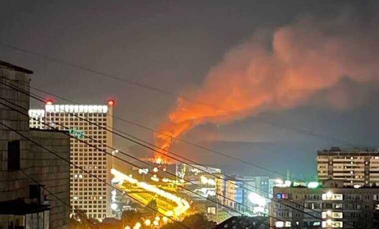 У російському Єкатеринбурзі вночі пролунала серія вибухів