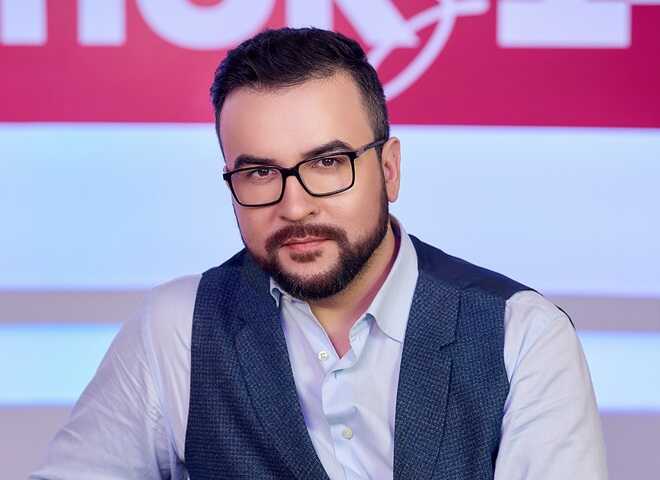 Ведущий "1+1" Руслан Сеничкин извинился за нецензурную брань в эфире