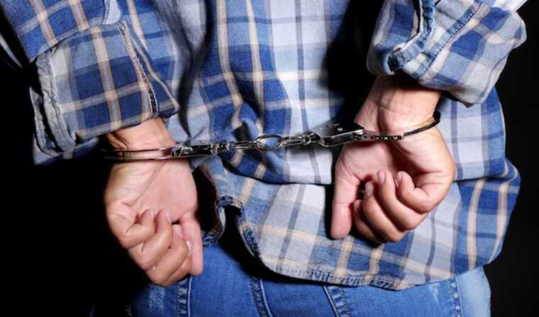 На Київщині затримали чоловіка, який зґвалтував неповнолітню та намагався її вбити