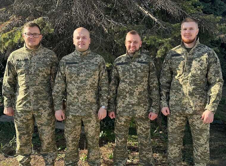 Український гурт у повному складі приєднався до лав Збройних сил України