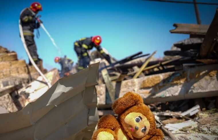 Зеленский: Новый комбинированный удар россиян унес жизни 4 гражданских