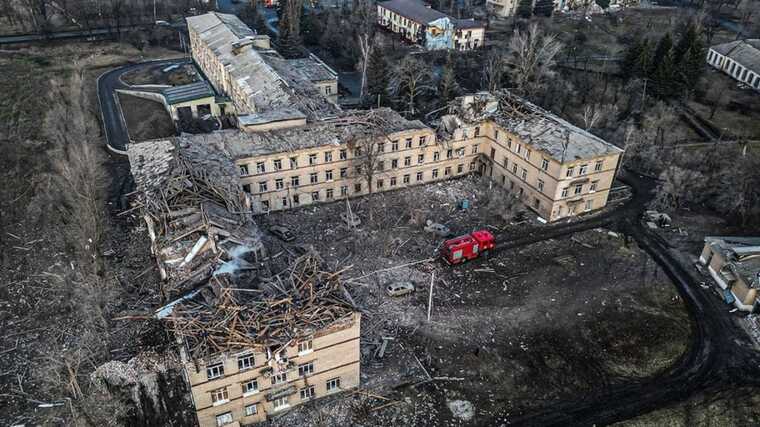 Оккупанты продолжают разрушать Селидово в Донецкой области