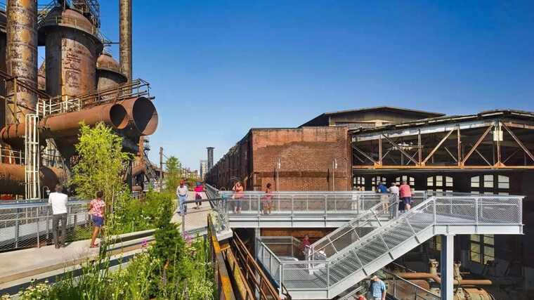 Окупанти хочуть перетворити «Азовсталь» на туристичний парк