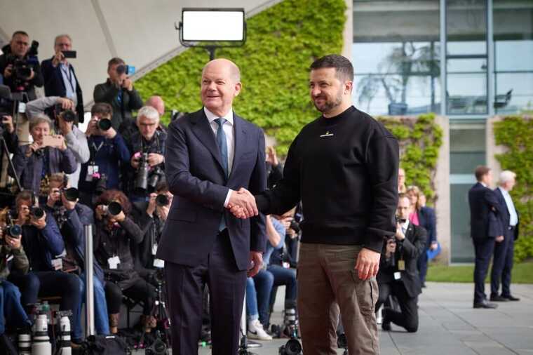 Шольц пояснив ситуацію з військовою допомогою Україні на 2025 рік