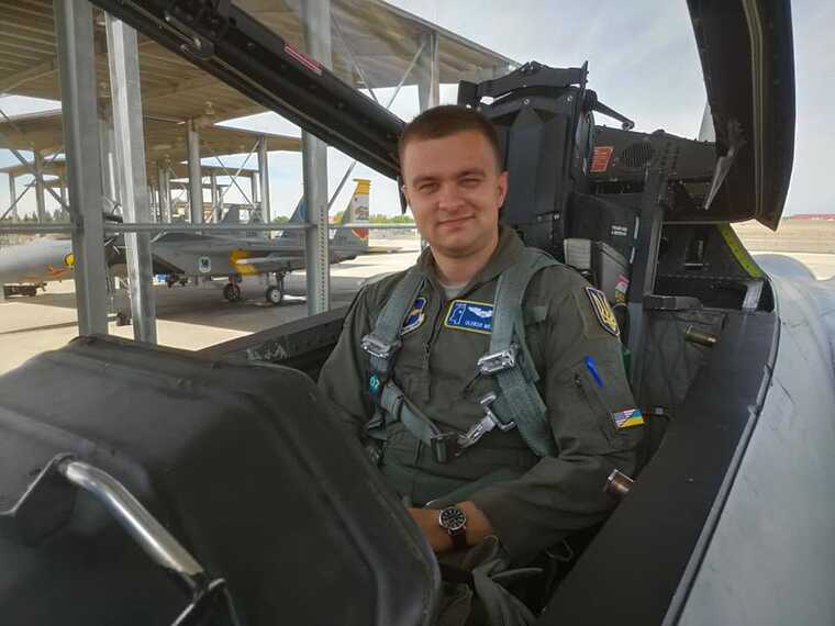 Lutsk City Council reported the death of pilot lieutenant colonel Oleksiy Mes