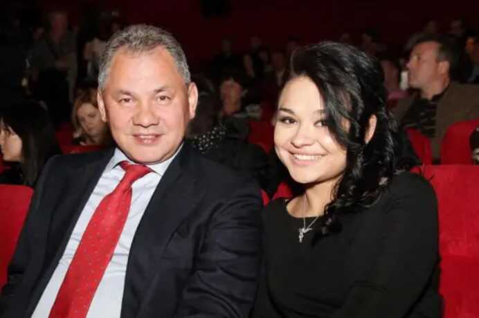 Мальдіви, Абу-Дабі та Дубай: хто вилітав із РФ напередодні 24 лютого