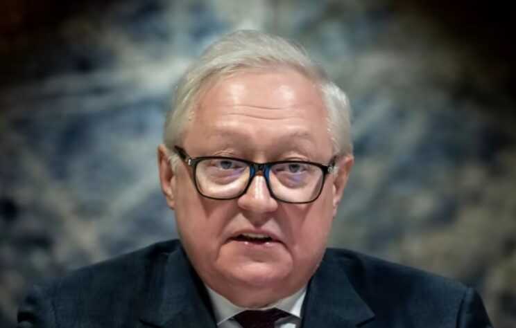 Россия хочет изменить ядерную доктрину из-за "эскалационного курса" Запада, - Рябков