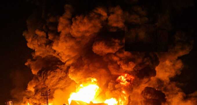 У РФ у Воронезькій області на складах продовжується вторинна детонація