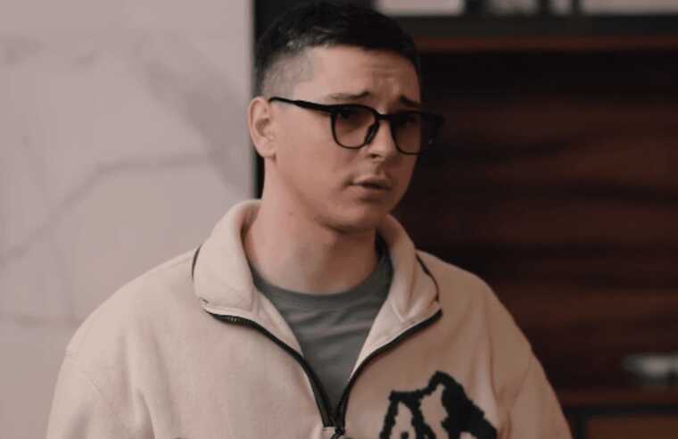 Известный певец Парфенюк рассказал, как его продюсер угрожал ему боевой гранатой